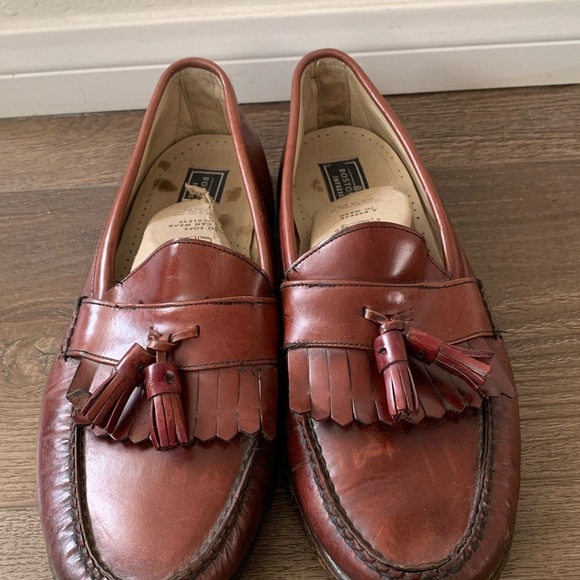 Shoes - Picture 5 of 7